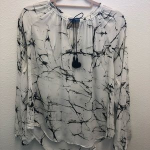 Simply Vera by Vera Wang Long Sleeve Semi-Sheer Top / Blouse